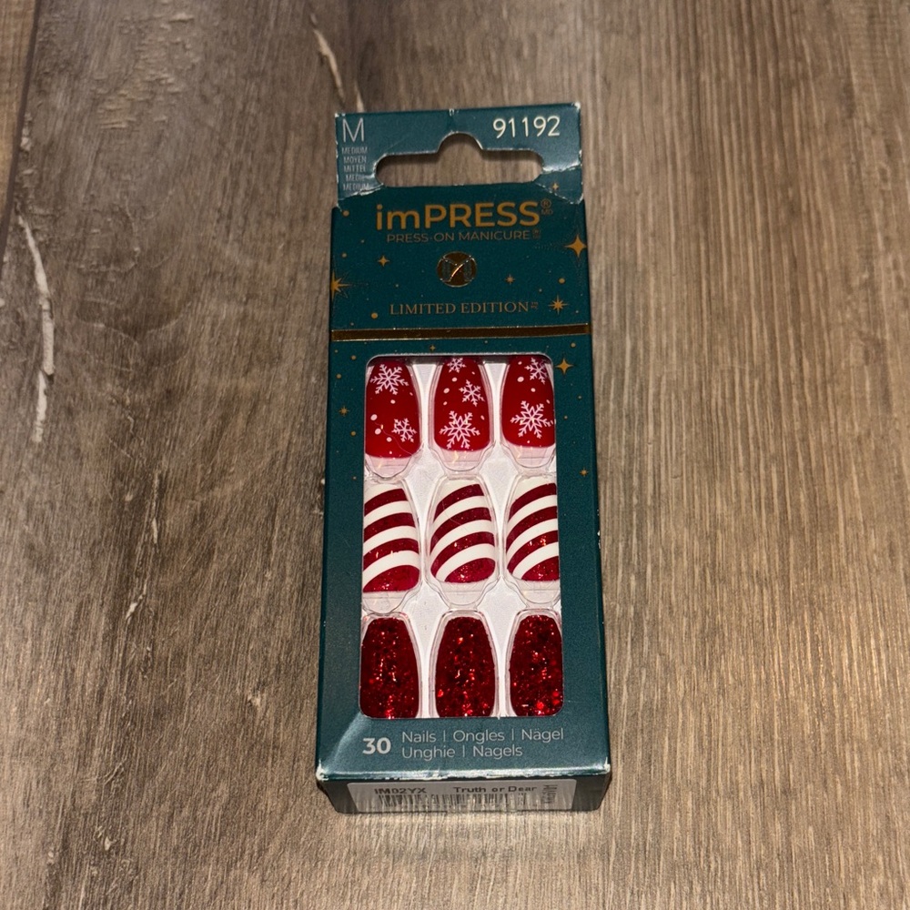 imPRESS Christmas Theme Press On Nails